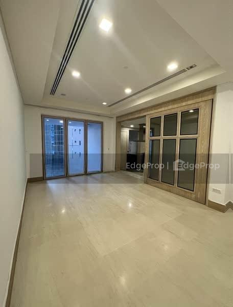 THE RITZ-CARLTON RESIDENCES photo 2