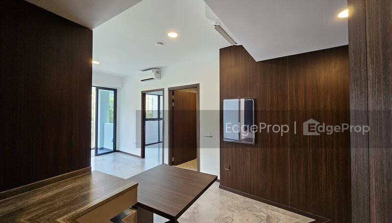ONE PEARL BANK photo 5
