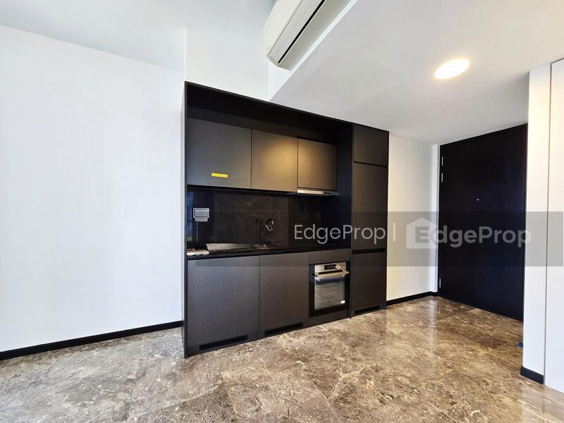 120 GRANGE photo 2