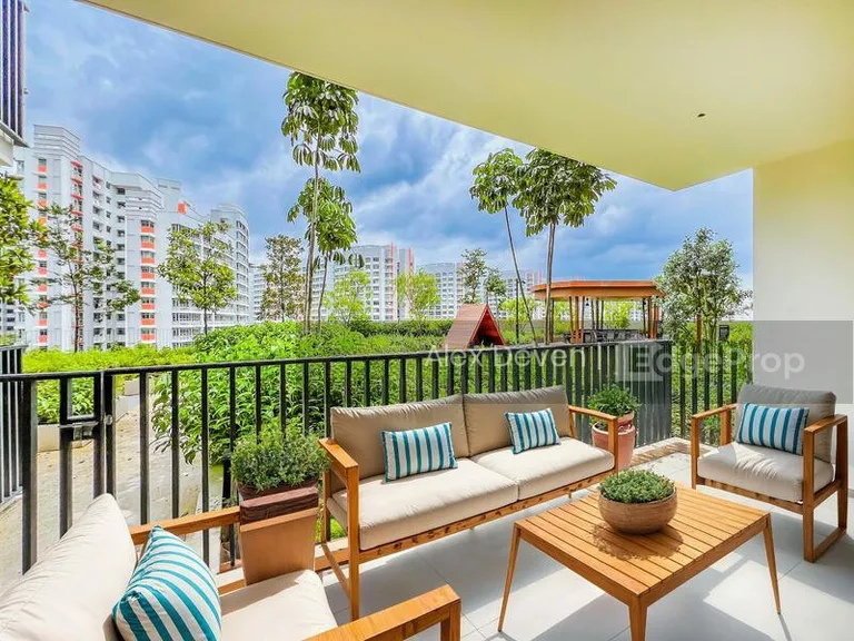 Sengkang Grand Residences image 1 of 9
