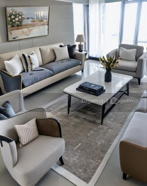 ONE SHENTON photo 2