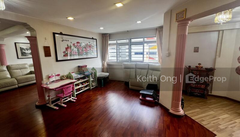 836 JURONG WEST STREET 81 photo 3