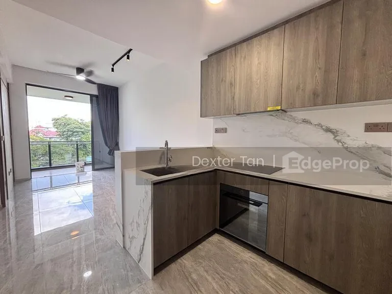 Leedon Green image 1 of 7