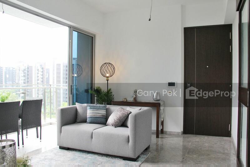 WILSHIRE RESIDENCES photo 2