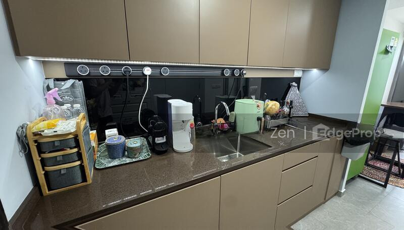 28 IMPERIAL RESIDENCES photo 3