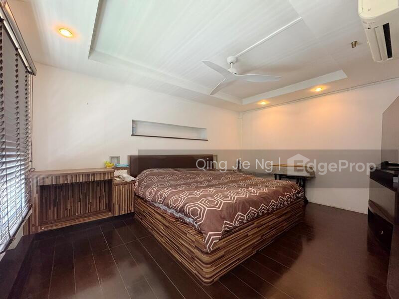 235 PASIR RIS STREET 21 photo 4