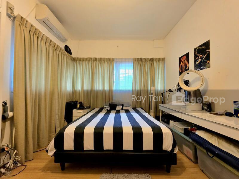 RIDGEWOOD CONDOMINIUM photo 4