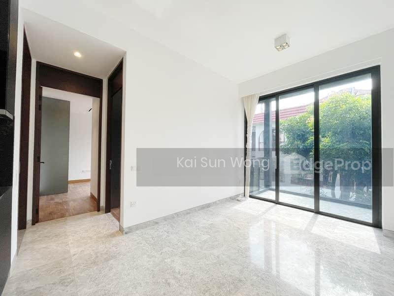 Jervois Prive image 1 of 1