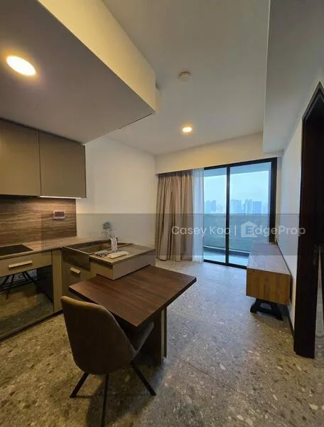 One Pearl Bank image 1 of 5