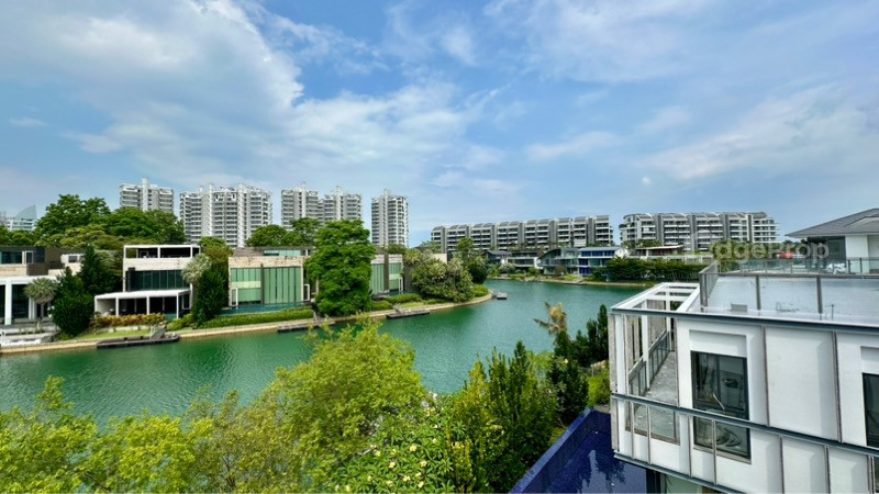PEARL ISLAND photo 2