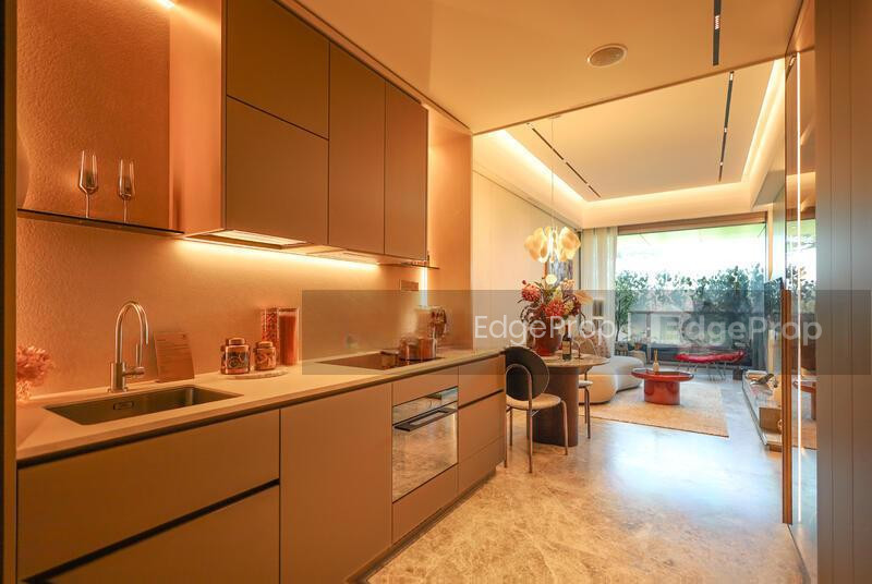 W RESIDENCES MARINA VIEW - SINGAPORE image 1 of 8