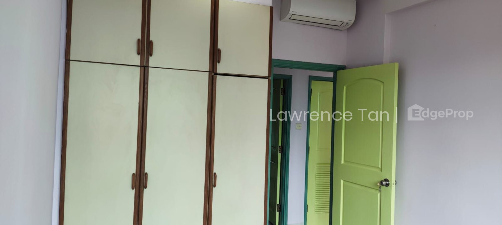 11 HUME AVENUE photo 4