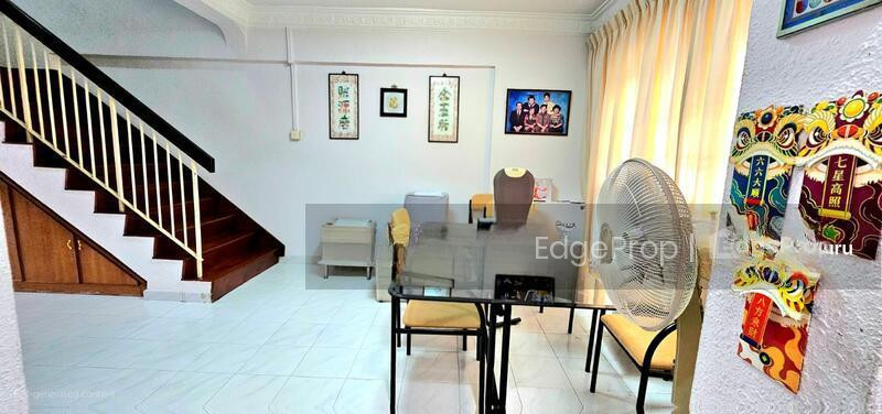 110 MCNAIR ROAD photo 2