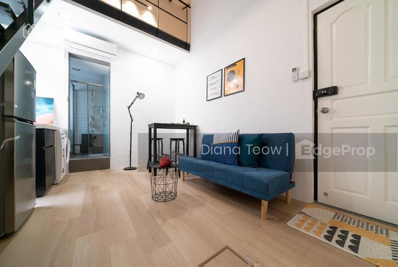STUDIO FOR RENT AT PASIR PANJANG ROAD- WALK UP APARTMENT 2