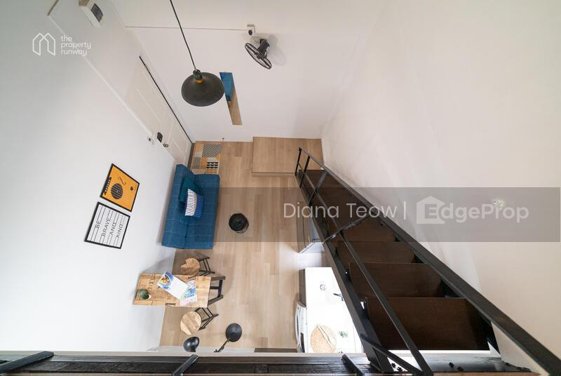 STUDIO FOR RENT AT PASIR PANJANG ROAD- WALK UP APARTMENT 4