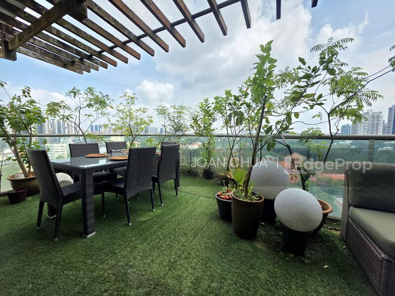 The Horizon image 1 of 8