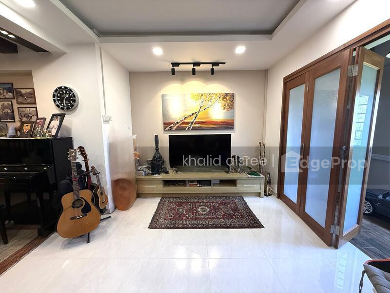407 JURONG WEST STREET 42 image 1 of 8