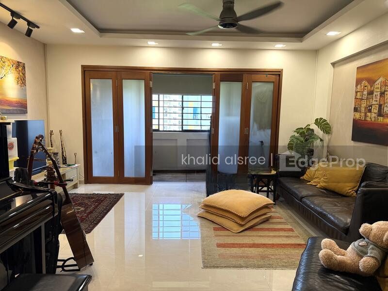 407 JURONG WEST STREET 42 photo 3