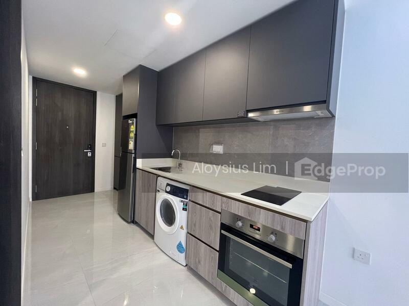 RIVERFRONT RESIDENCES photo 6