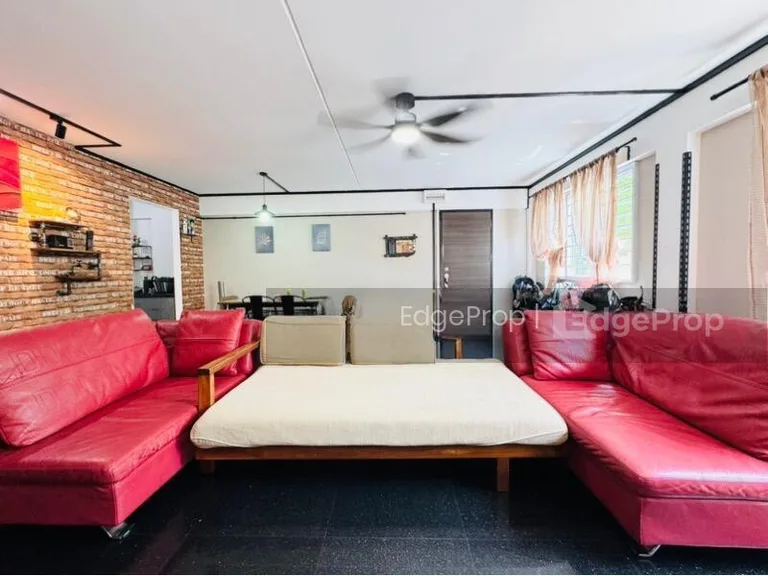 662 Yishun Avenue 4 image 1 of 9
