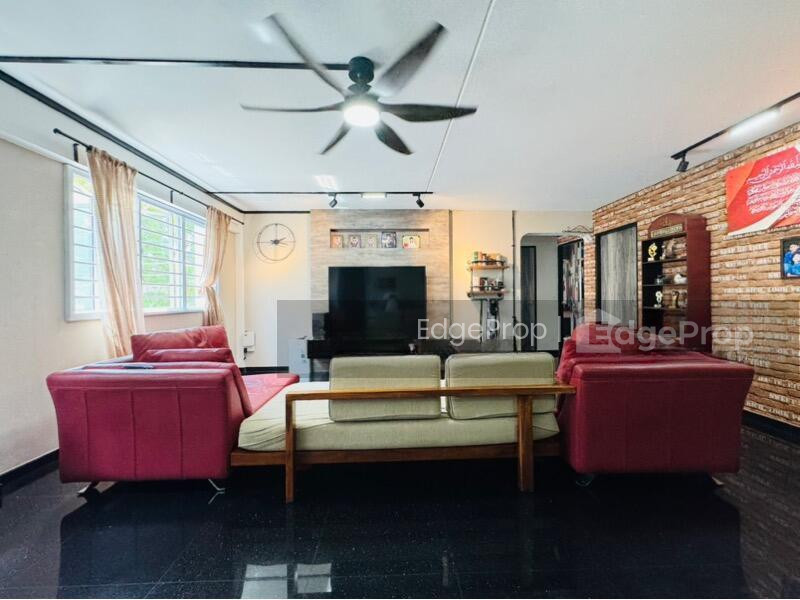 662 YISHUN AVENUE 4 photo 3