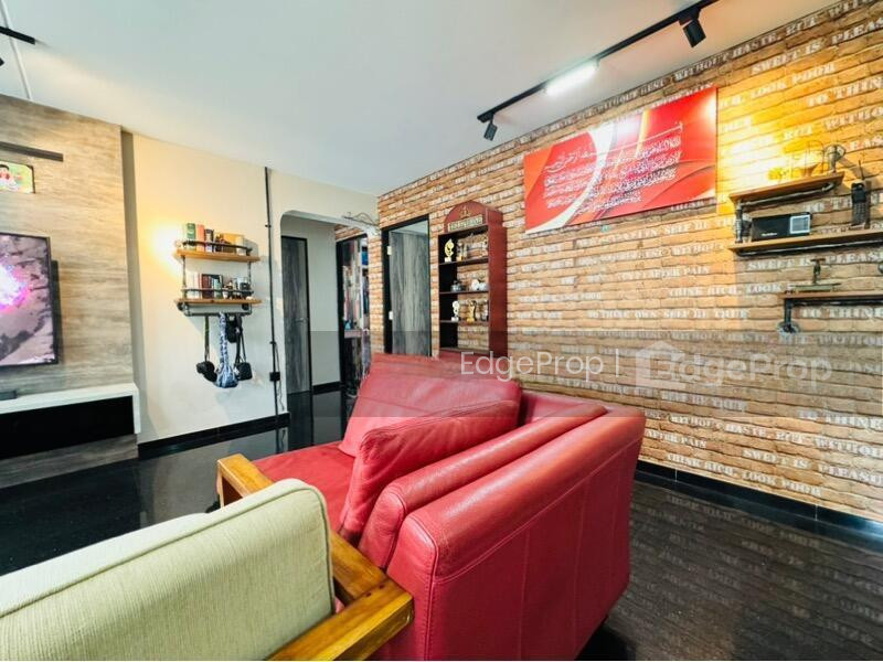 662 YISHUN AVENUE 4 photo 4