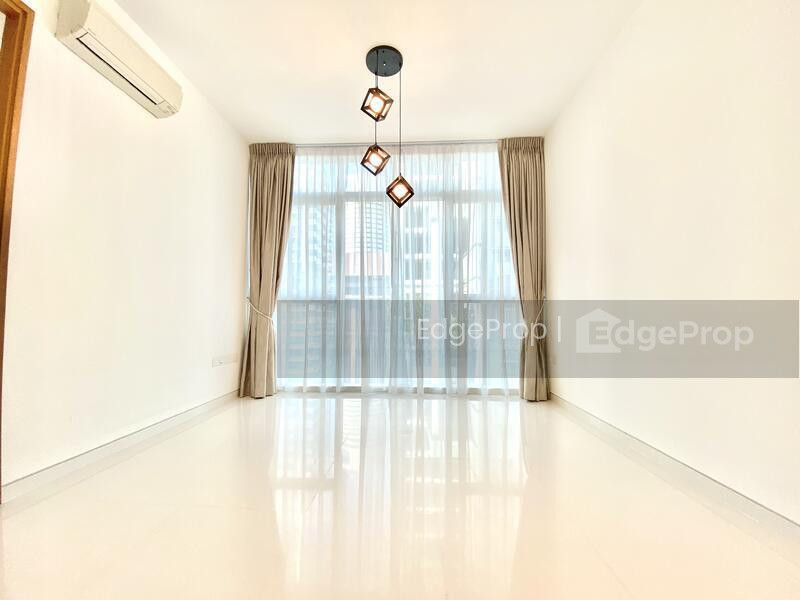 76 SHENTON photo 2