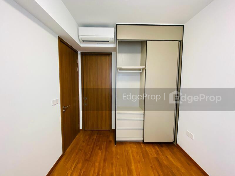 STIRLING RESIDENCES photo 5
