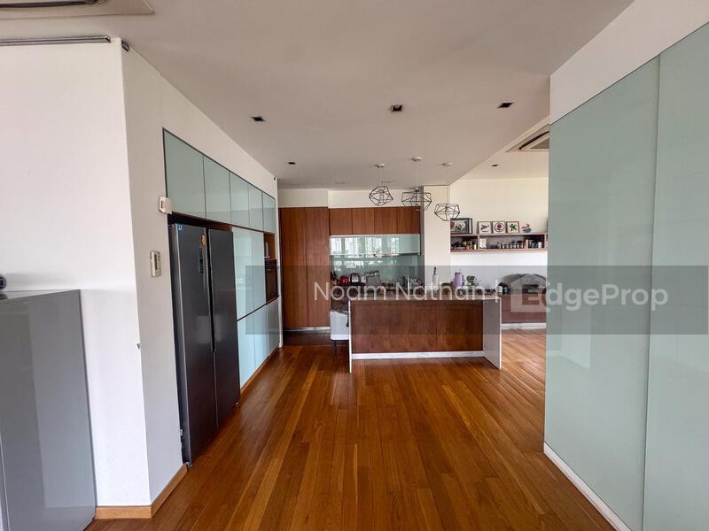 72 Grange photo 6