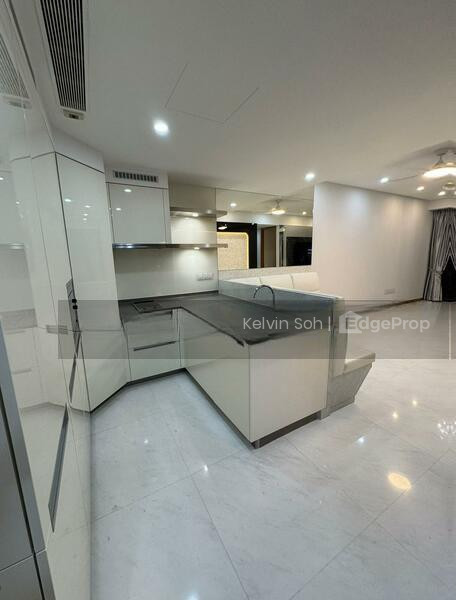 Marina One Residences image 1 of 9