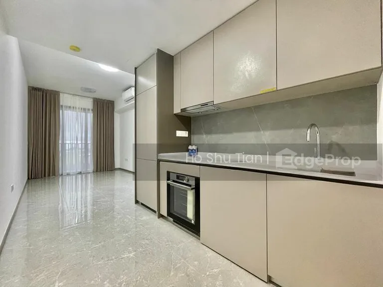 Sengkang Grand Residences image 1 of 6