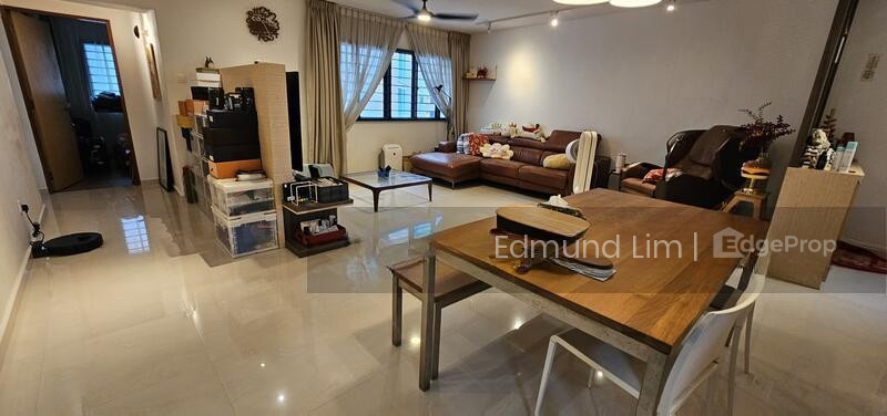 296A COMPASSVALE CRESCENT photo 5