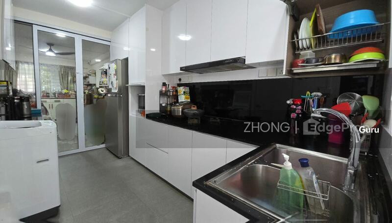 13 TOH YI DRIVE photo 3