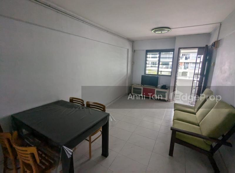 310 CLEMENTI AVENUE 4 photo 2