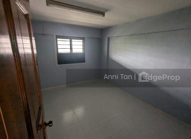 310 CLEMENTI AVENUE 4 photo 3