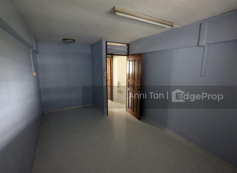 310 CLEMENTI AVENUE 4 photo 4
