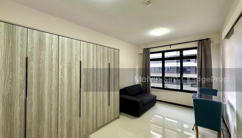 131B CANBERRA CRESCENT image 1 of 9