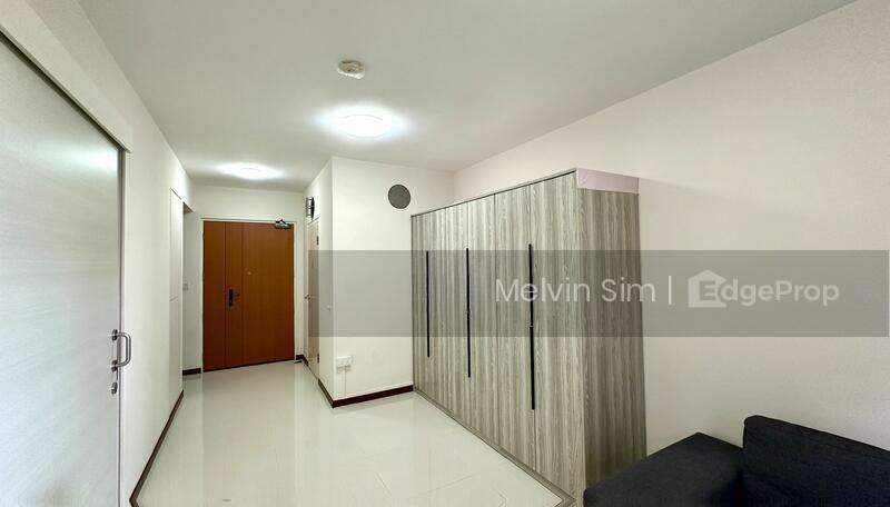 131B CANBERRA CRESCENT photo 2