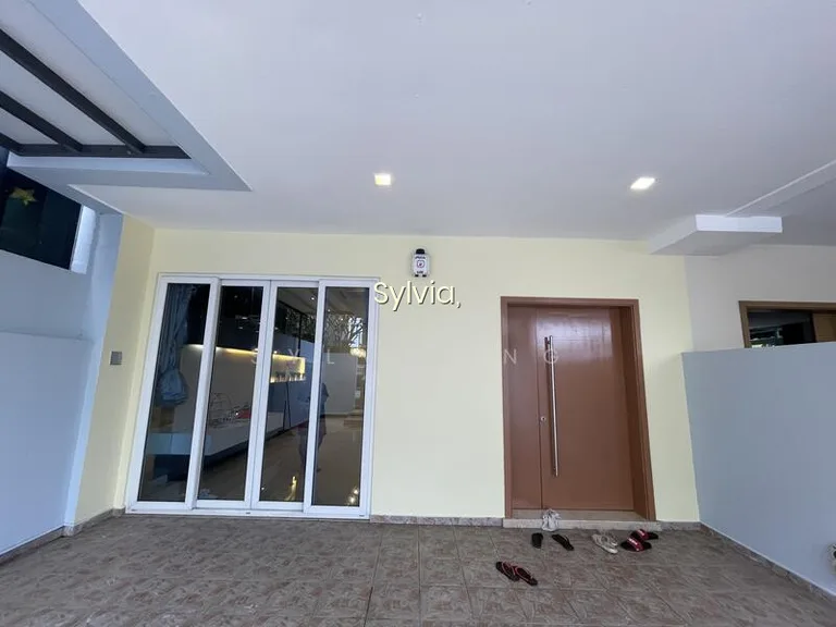 Sembawang Landed for Sale image 1 of 9
