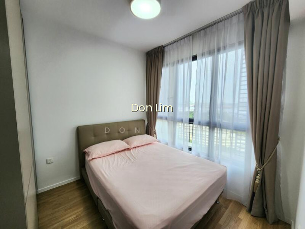 AVENUE SOUTH RESIDENCE 7