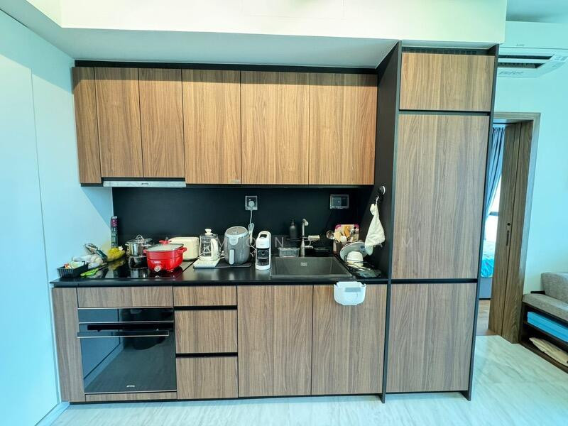 COASTLINE RESIDENCES photo 3