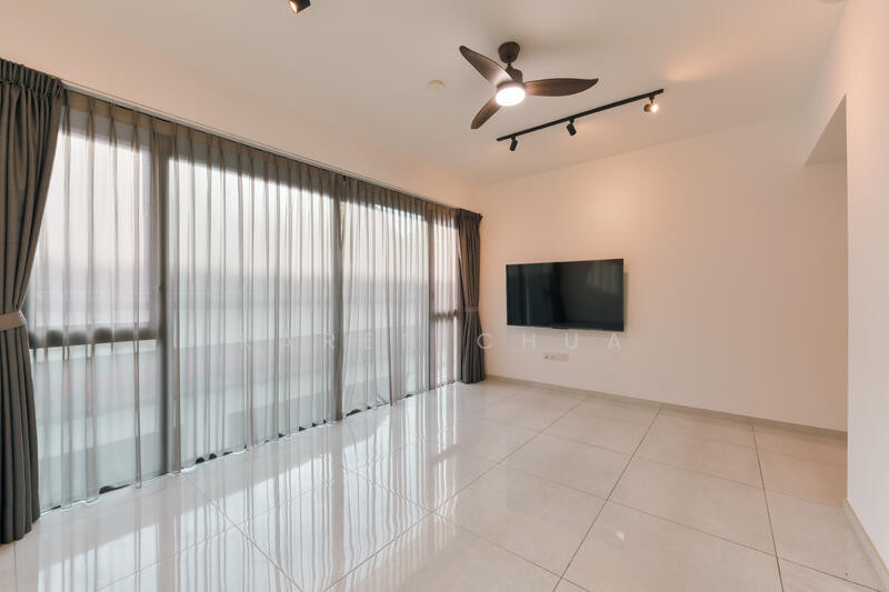 SEA PAVILION RESIDENCES image 1 of 8