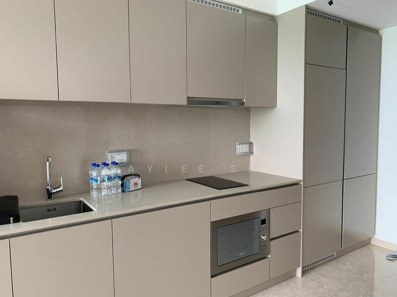 SEASIDE RESIDENCES photo 4