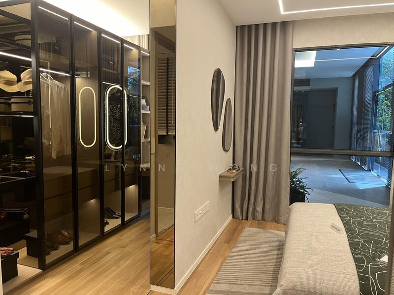 PARKTOWN RESIDENCE image 1 of 9