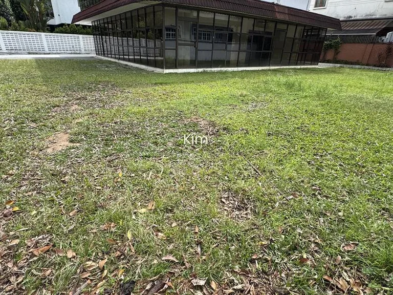 Freehold Bungalow With Huge& Regular Land, Walk to Orchard Mrt,can Do Renovation, A&a or Rebuild image 1 of 5