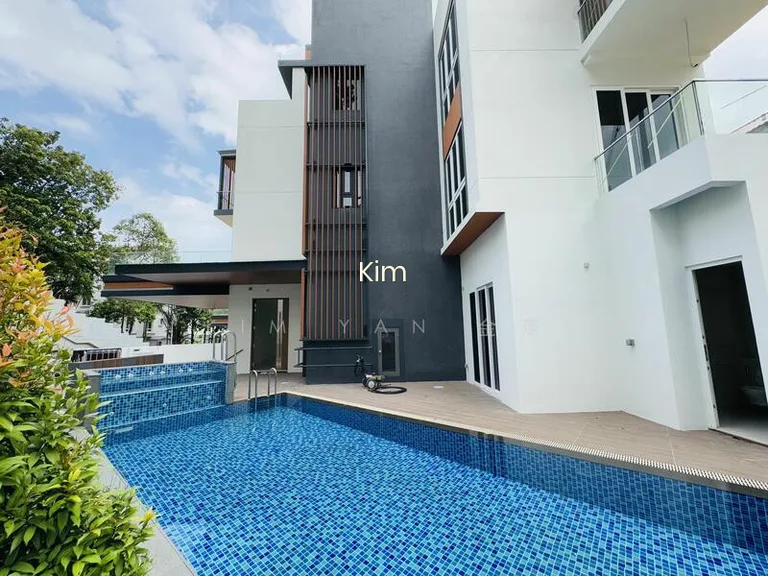 Brand New & Luxury Bungalow/Lift& Pool/8 Bedrooms All Ensuite,park 5 Cars Inside/Serangoon MRT & Nex image 1 of 9