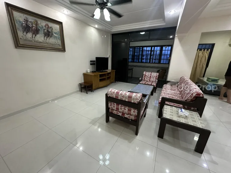 122C Sengkang East Way image 1 of 5