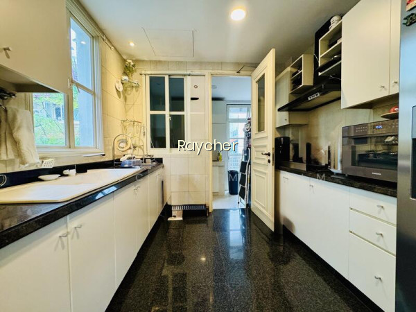 HOLLAND GROVE photo 4