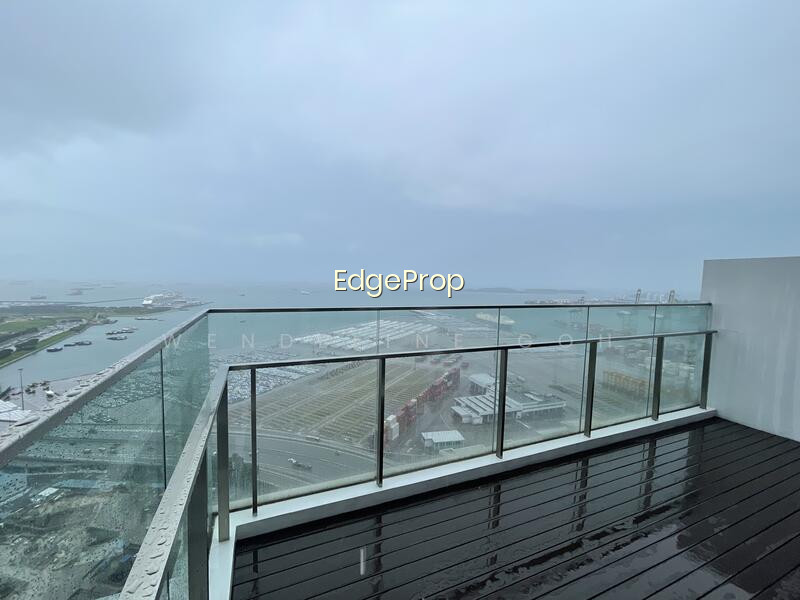 EON SHENTON photo 2