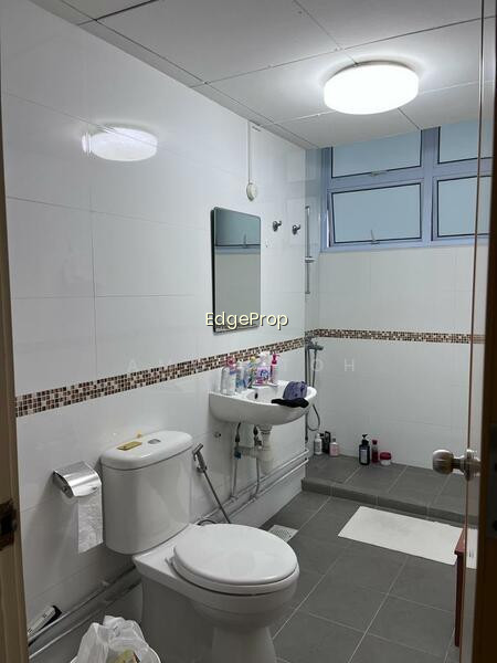 SHERWOOD TOWERS photo 6